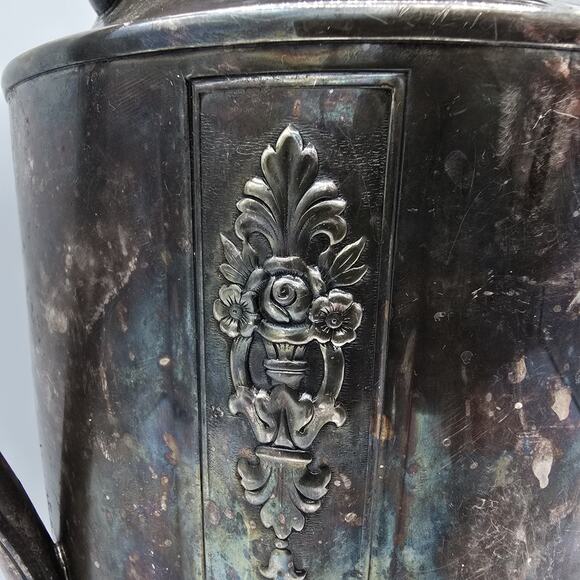 Vintage 1847 Rogers Bros Ambassador Silverplate Pitcher 10” Ornate Jug Vase - Picture 4 of 9